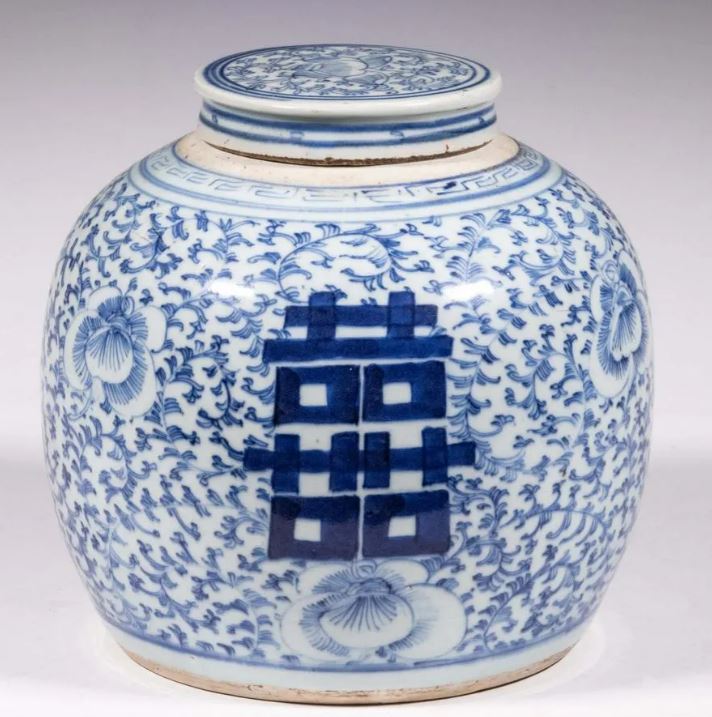 Chinese Porcelain Ginger Jar with Lid