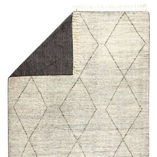 Dolomite Rug - Anecdote